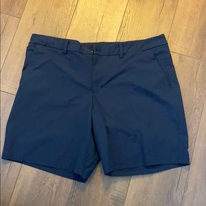 Men’s Lululemon Commision short